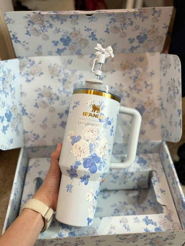 تراول ماگ استنلی مدل Quencher H2.O Tumbler دسته دار 1.18 لیتر